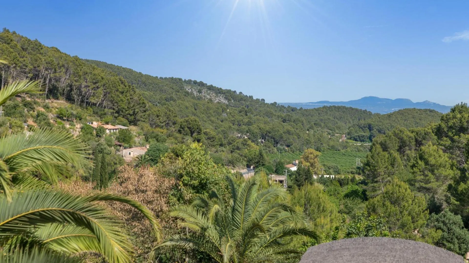 Finca Especial El Pino En Esporles  0*,